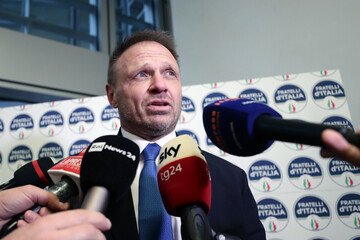 Governo Meloni apre al trattato di libero scambio CETA, ennesima giravolta politica per FDI