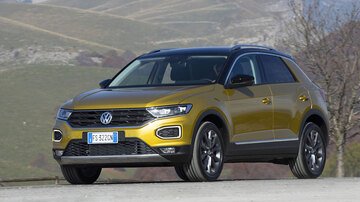 Volkswagen T-Roc 2021: prezzi, foto ed allestimenti
