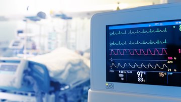 Coronavirus, chi ha la precedenza alle cure in ospedale?