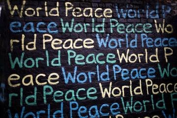 I Paesi più pacifici al mondo, ecco chi spende di meno in armi e non pensa alla guerra