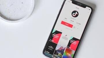 Come realizzare i video virali di oggetti e frutti parlanti