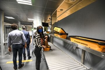 Chi riempie troppo il bagaglio a mano rischia un doppio controllo in aeroporto