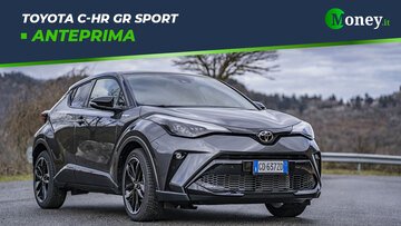 Toyota C-HR GR Sport: prezzi, foto e caratteristiche del SUV ibrido