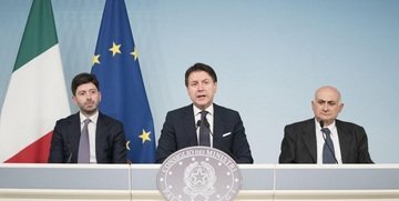 Coronavirus, le vittime sono 259. Italiani da Wuhan in quarantena