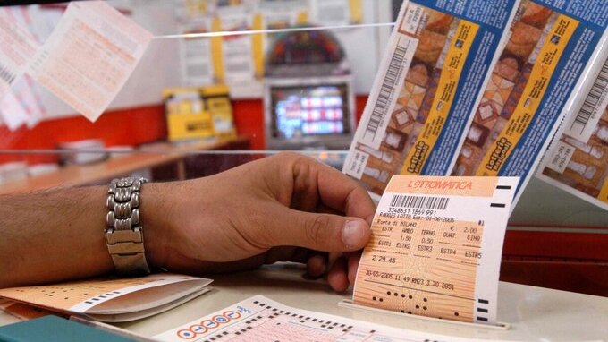 Estrazioni Lotto e Superenalotto di oggi martedì 22 ottobre. Numeri estratti