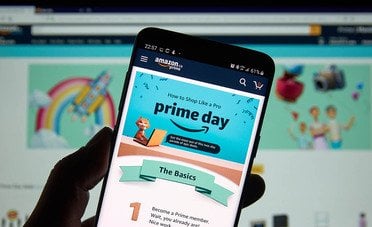 Amazon cede il 3% alla vigilia dei conti: il mercato teme un altro caso Alphabet sull'intelligenza artificiale