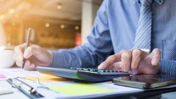 Regola 50 30 20, come suddividere lo stipendio e spendere meno
