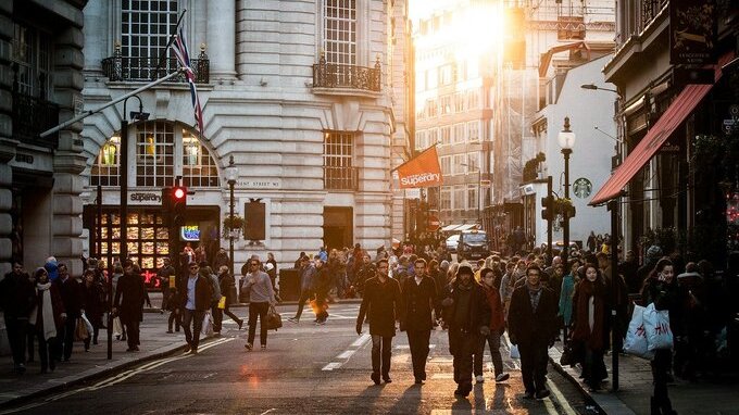 Come aprire un negozio e quanto costa tra licenze e spese
