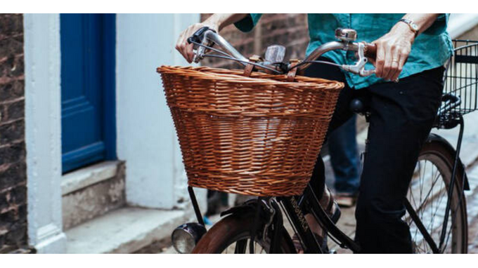 Si può circolare con la bicicletta sul marciapiede?