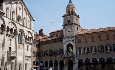Top 10 aziende di Modena per fatturato. Dominano automotive e agroalimentare 