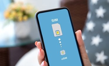 eSIM, come funziona, quanto costa e cosa cambia rispetto alle altre SIM
