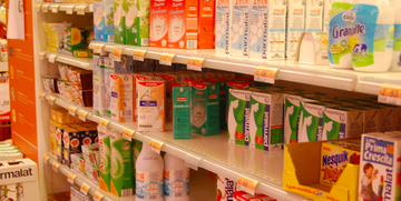 Antibiotici nel latte italiano: marche colpite e rischi