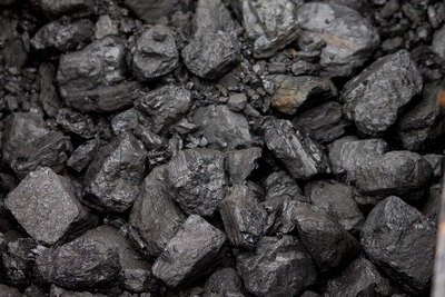 Chi finanzia l'industria del carbone? Lo rivela un report delle Ong