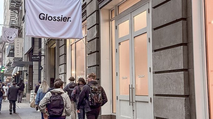 Questo brand di cosmetici è passato da un fatturato da +600% al fallimento (quasi). Poi la rinascita