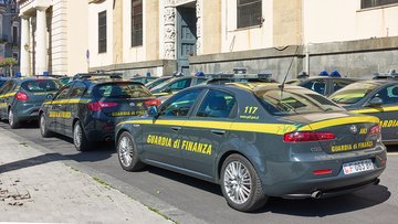 Perquisizioni Guardia di Finanza a Ministero della Difesa, Terna, Ferrovie. Cosa succede