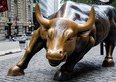 Perché i titoli di Autodesk, Intuit e Broadcom crescono mentre il Nasdaq-100 è ai minimi da marzo 2025?