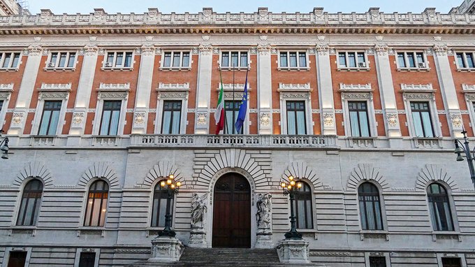Decreto anticipi è legge, cosa prevede? Novità su tasse, bonus e rottamazione