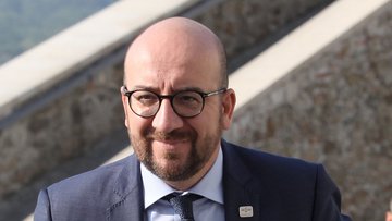 Consiglio europeo rimandato a 1-2 ottobre, Michel in isolamento