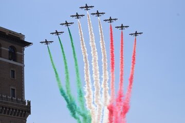 C'è stato davvero un saluto fascista alla parata del 2 giugno?
