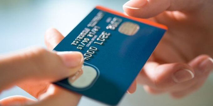 Cashback, esclusi i pagamenti bancomat contacless: come risolvere il problema