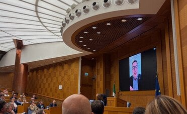 Meno Ferrari elettriche e più carburante, la rivolta di Salvini contro l'UE. “Pronti a fare da soli”