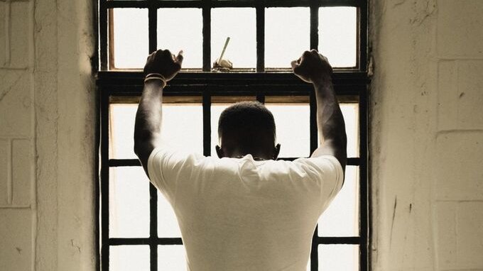 Chi mente nella dichiarazione dei redditi rischia il carcere, ecco in quali casi
