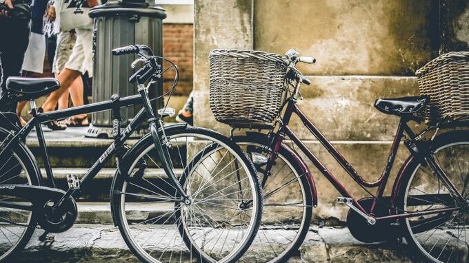 Bonus 100 euro in arrivo per chi si sposta in bici (ma solo in questa città storica)