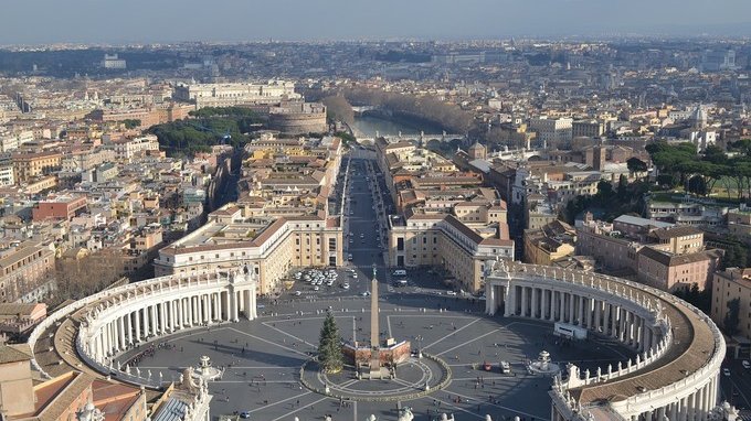 Strade chiuse funerali Papa, elenco vie bloccate e bus deviati