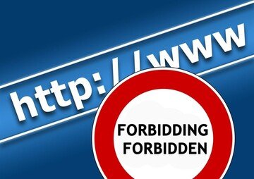 Oggi entra in vigore il Digital Services Act: una nuova minaccia alla libertà online?