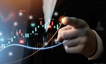 Come costruire un portafoglio BTP e BOT con una scala di scadenze per bilanciare rendimento e liquidità