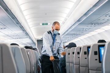 Covid, tornano test e mascherine in aereo: ecco in quali occasioni e perché ci riguarda da vicino