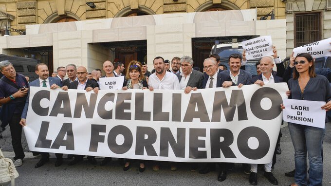 Pensioni, nel 2025 riforma più complicata