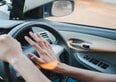 Le auto invisibili sono possibili? L'esperimento che sfida radar e telecamere