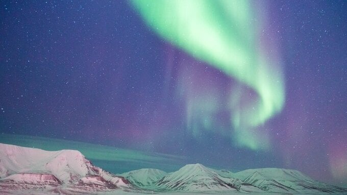 Aurora boreale stasera 12 maggio, la mappa di dove vederla in Italia