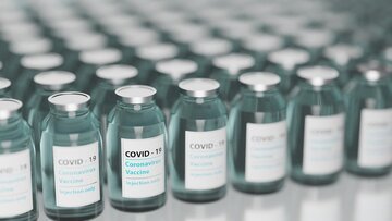 Vaccino AstraZeneca sospeso: cosa succede a chi ha già prenotato o ricevuto la prima dose