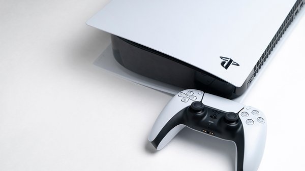 PS5: prezzo, offerte e disponibilità della nuova PlayStation