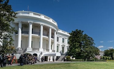 Sotto la sala da ballo di Trump spunta un bunker militare