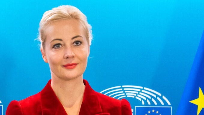 Chi è Yulia Navalnaya, moglie di Alexey Navalny: dove vive e testo del discorso (VIDEO)