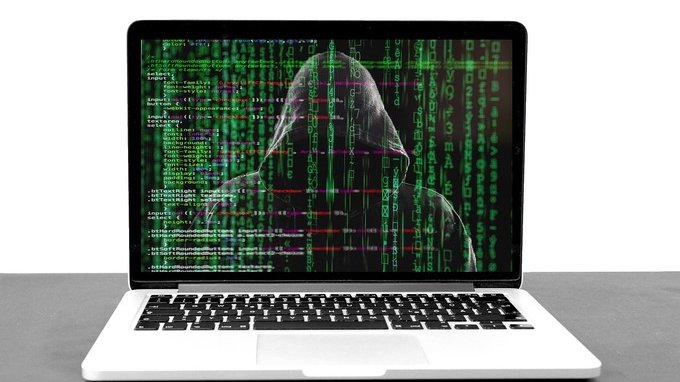 Arriva il quishing, una nuova truffa online. “Attenti alle email inviate di notte”
