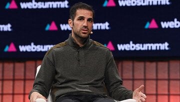 Quanto guadagna Cesc Fabregas, l'allenatore del Como ed ex campione in campo