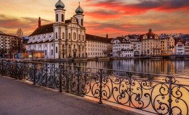 Svizzera, questa è la città migliore per trasferirsi. Lo dice Lapo Elkann