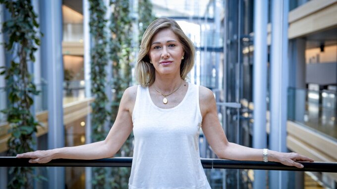 Dall'Euro non si può uscire più, lo ammette Francesca Donato