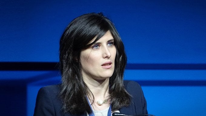 Perché Appendino è stata condannata a 6 mesi: cos'è il falso ideologico?