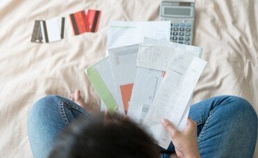  Più poveri, ma con la rata in tasca. Così il credito rischia di finire l'opera iniziata dall'inflazione