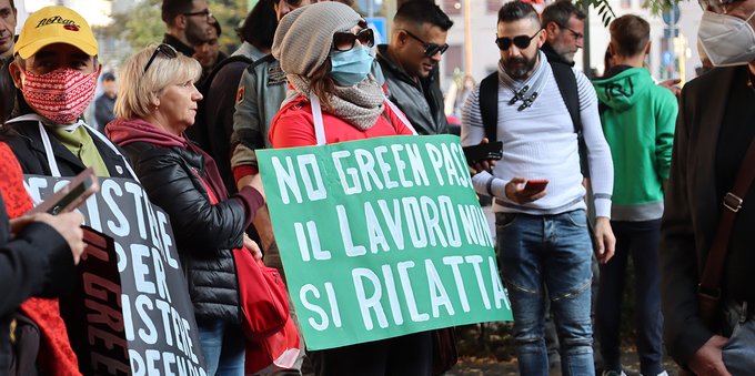 Un partito no-vax in Italia? Per i sondaggi potrebbe entrare in Parlamento