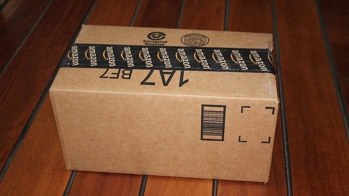 Cosa rischia chi ruba un pacco Amazon?