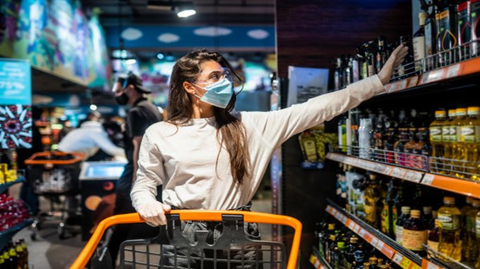 Green pass, controlli anche nel carrello della spesa? Cosa succede per gli acquisti al supermercato