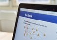 Messenger di Facebook sta per chiudere (anche in Italia). Ecco come salvare i tuoi dati e conversazioni