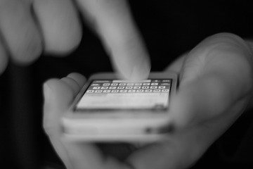 Sms Assegno di inclusione 2024, ecco quando arriva la comunicazione e fac simile