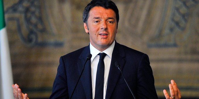 Referendum per abolire il reddito di cittadinanza: Renzi lancia la raccolta firme 